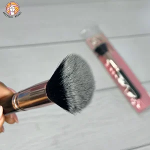 براش تک رژگونه و کرمپودر BOYYE