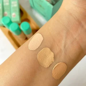 کانسیلر مایع آرت اسکین سبز art skin